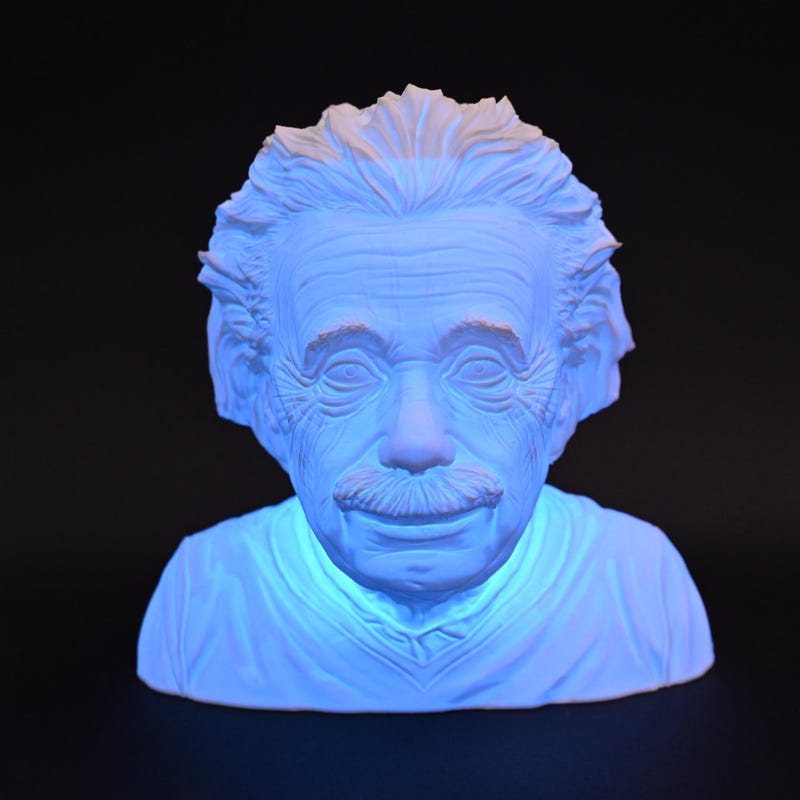 Einsteinovo doprsje z RGB LED-osvetlitvijo in daljinskim upravljanjem