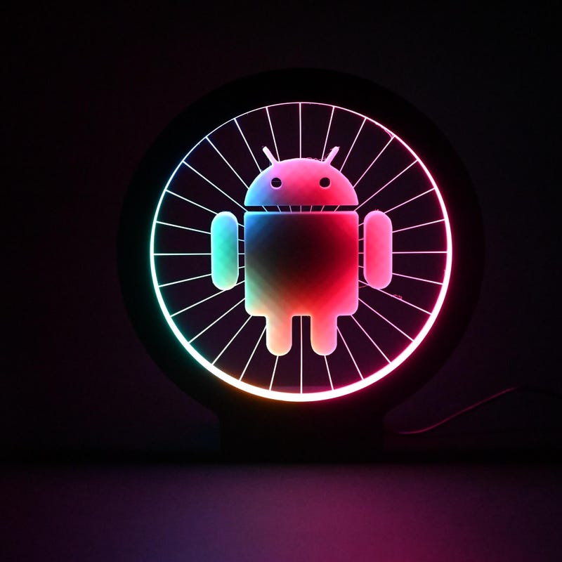 RGB namizna svetilka Android, 24 cm, USB in daljinec